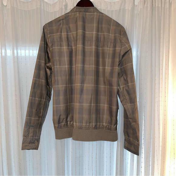 Modern Amusement light rain coat / windbreaker - Picture 4 of 4